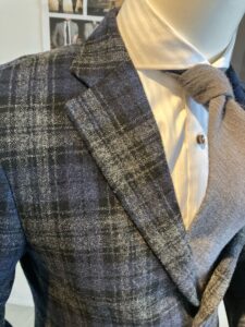 ピークドラペル